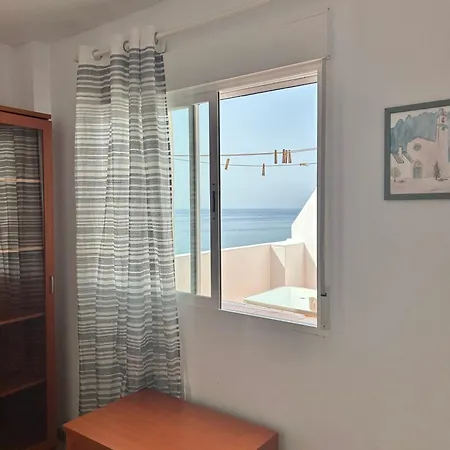 Apartment Terrace With Stunning View 5 Min To
